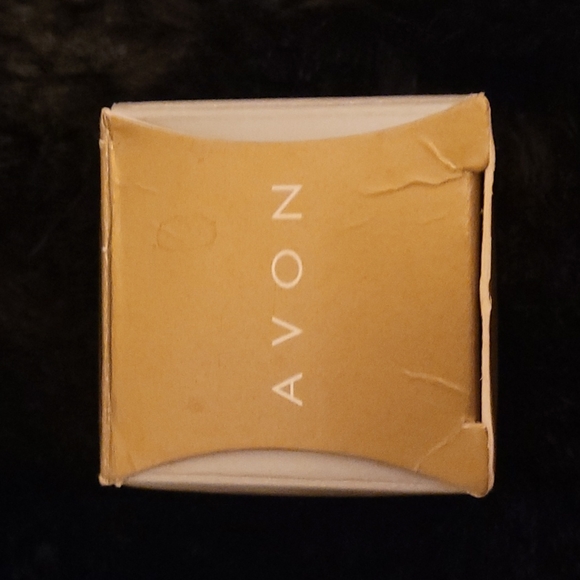 EASTER Vintage 🐇 Avon Precious Bunny Earrings - Picture 6 of 6